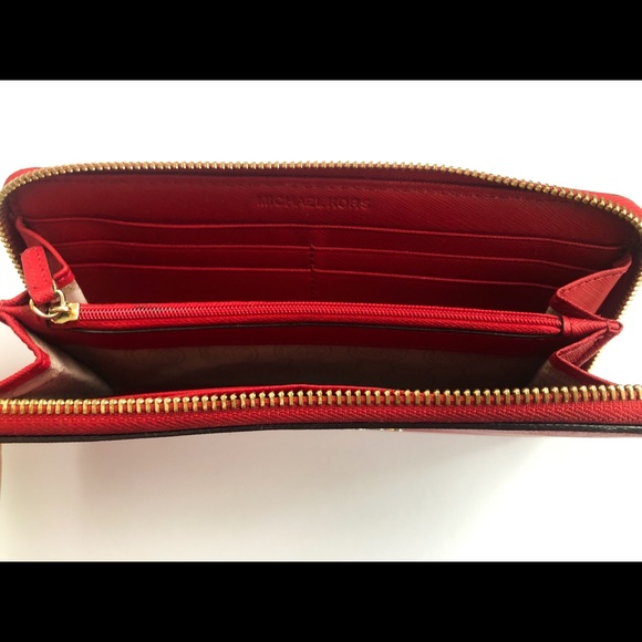 Michael Kors Saffiano Leather Wallet RED - Picture 3 of 4